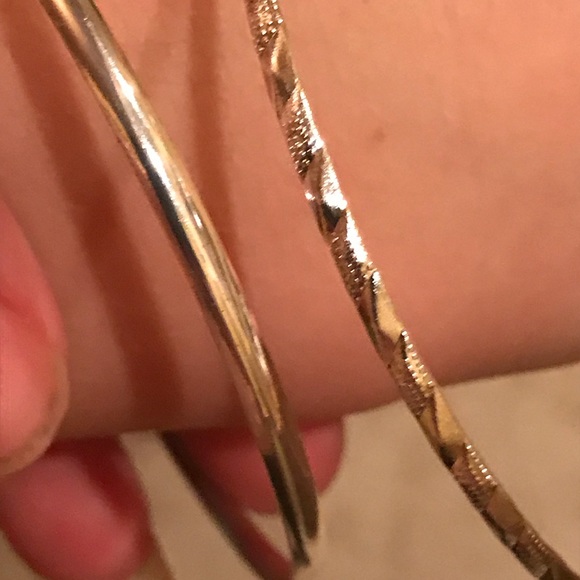 Silver bangles. - Picture 4 of 6